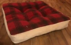 CREAM FLEECE GUSSET DOG BED